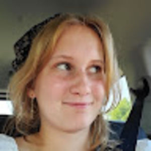 Meet your Posher, Ella